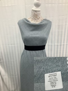 17197 Pleated Diamond Cable Knit Saphire Gray
