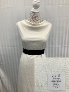 17195 Pleated Diamond Cable Knit Almost White