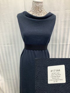 17144 Cabbage Rose Bloom Knit Black Navy