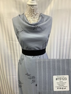 15123 Linked Leaf Knit Embroidert Soft Chanbray