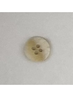 1511 Plastic Button Off white Cream