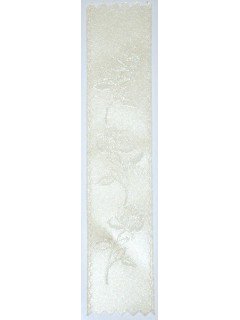 Rose Embossed Ribbon Cream